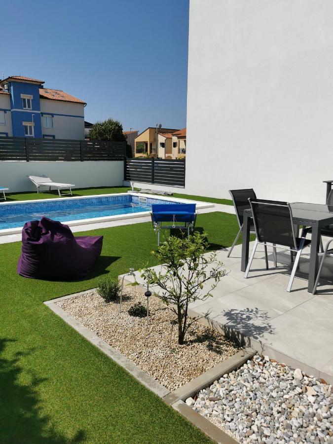 Volme Pool Apartamento Banjole Exterior foto